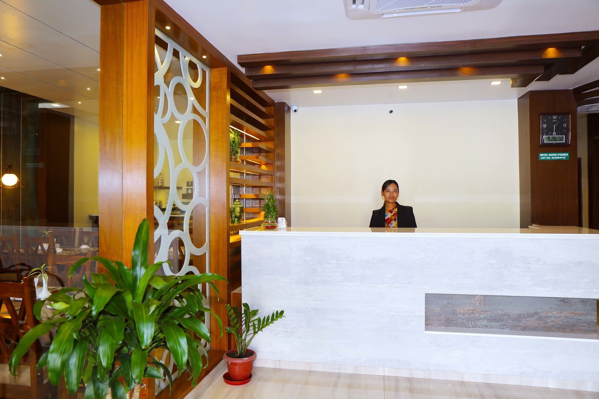 Hotel Haven O' Ganga Похара Екстериор снимка